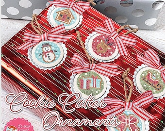Adornos cortadores de galletas Patrón de punto de cruz PDF descargable por It's Sew Emma