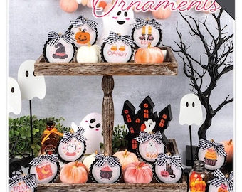 Patrón de punto de cruz PDF descargable con adornos lindos y espeluznantes de It's Sew Emma