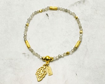 Gemstone Bracelet "MAYA" | Pearls made of real labradorite blue-grey | Charm leaf 24 carat gold plated | Healing Stone and Yoga Jewelry