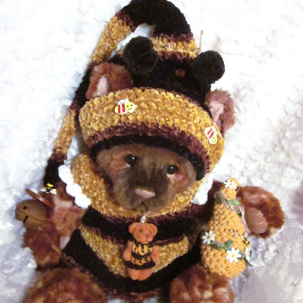 Bee Outfit with mini bear and beehive for Charlie Bears size 15"/38cm - Clothing - Hoodie for Bears - Long tail Hat and sweater