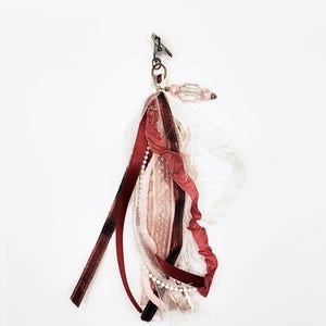 Handgemachte weinrot Band Clip-on Quaste für Junk Journals, Scrapbooks Planer, weinrot Band mit Charm baumeln