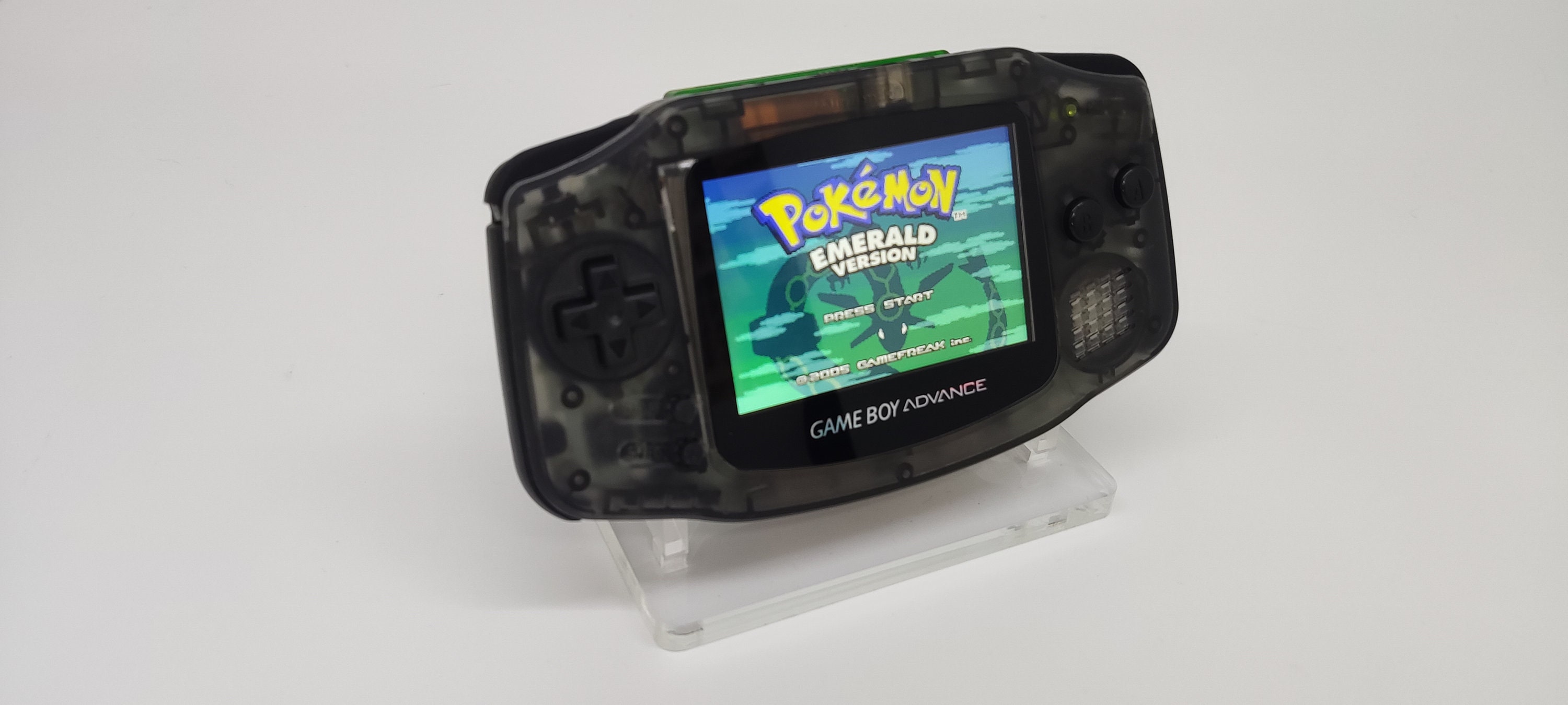 Pokemon Emerald Completo Nintendo Game Boy Advance - R$ 2.000