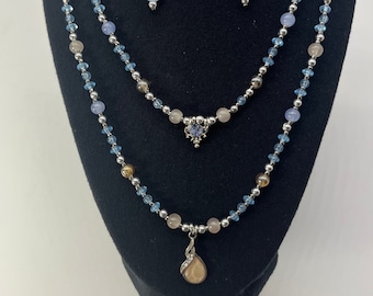 Conjunto collar y pendientes cristal azul celeste