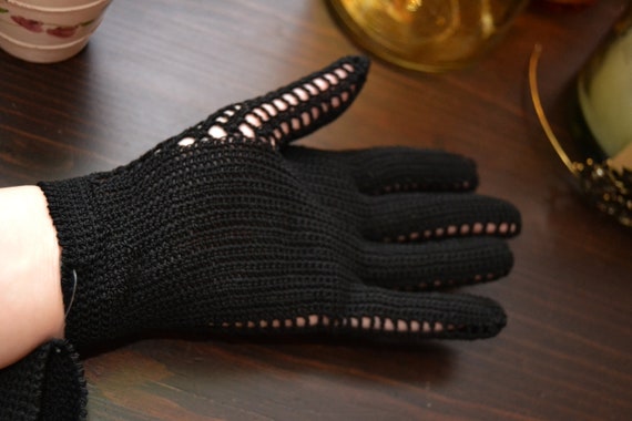 Original 60s Vintage pair of black gloves,  Steam… - image 6