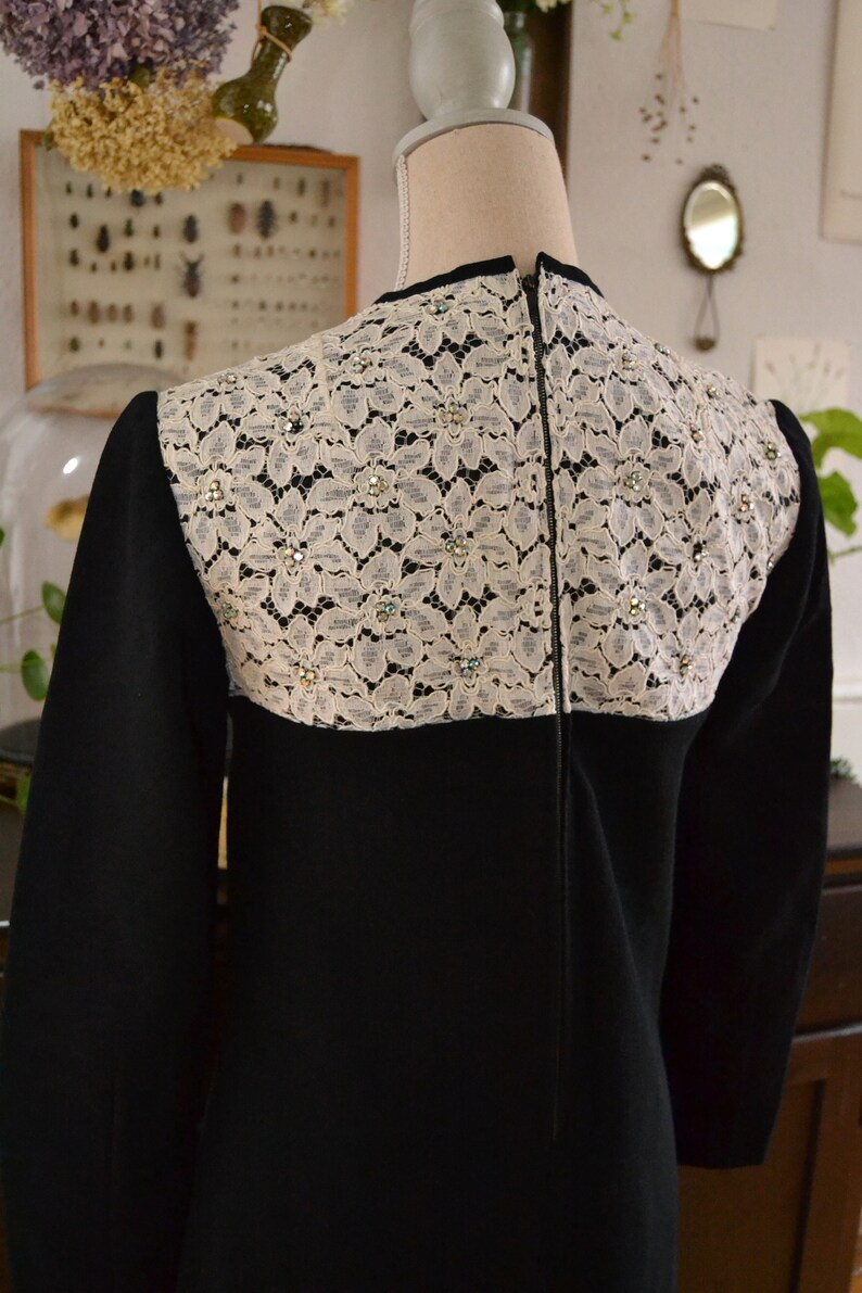 Original Vintage 1950 Rhinestones Dress, Black and White, Lace, size 36/38, size S Bild 7