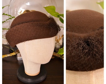 Original Vintage Hat, Brown, mesh veil, 56 cm, Size S, 1950, mod