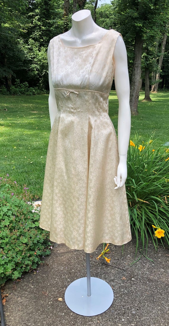 Vintage 60's Ivory Brocade Sleeveless Dress: So Jackie O! Summer Wedding?