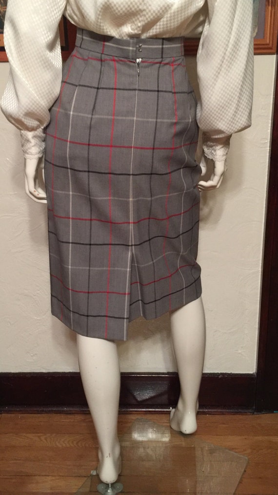 Vintage 80's Burberry Gray Plaid Pencil Skirt Siz… - image 2