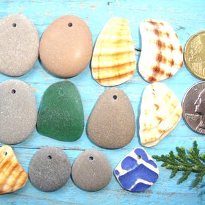 Sea Pebble Charms, 12 pcs - Stone Charms - Top Drilled Beach Stones - Shell Charms - Hand Drilled - Jewelry Supplies - Handmade in Italy