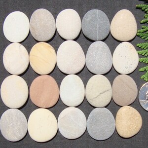 Flat Sea Pebbles 0.9"- 1" - Smooth Colorful Beach Stones - Italian Sea Pebbles - Craft/Jewelry Supplies - 20 - P03