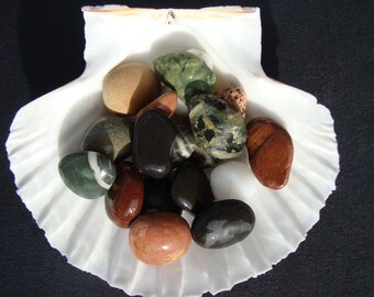 Genuine sea Pebbles-sea pebbles-multicolor decorative stones-Craft/Jewelry Supplies-Pierres Décoratives