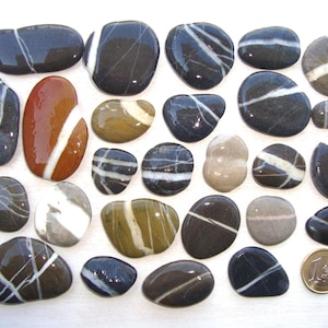 Gestreepte zeestenen - Grote partij - Mozaïekbenodigdheden - Wensstenen - Platte zeekiezelstenen - WS59