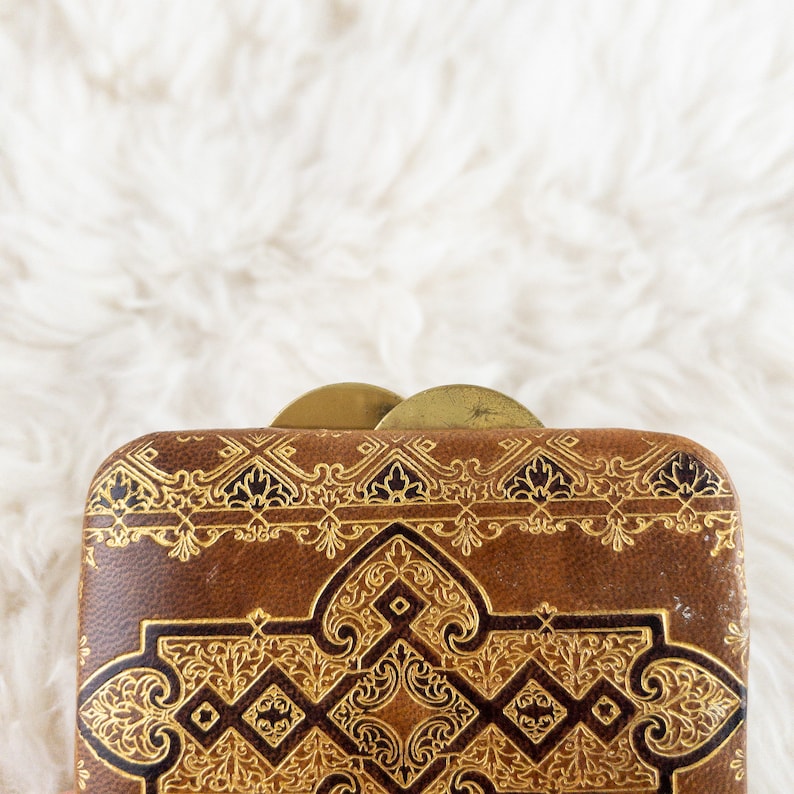 Small Vintage Florentine Gold Embossed Italian Leather Coin Purse, Spulcioni Firenze Brown and Gold Tooled Leather Coin Wallet image 4