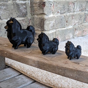 The ORIGINAL Pomeranian / Keeshond / Spitz - 3D Printed Low Polygon Statue / Ornament / Gift / Figurine / Key Ring - 3 SIZES!