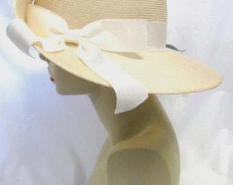 Large Vintage Liz Claiborne Beige Straw Hat with Yellow Rose