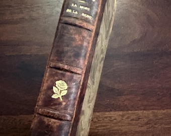 Antique French Half-Leather Book – La Mort de la Reine by Frantz Funck-Brentano (1927 Printing)