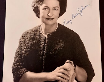 Lady Bird Johnson Signed Original 8x10 Photograph | Personally Received by Mail | Authentic Autograph