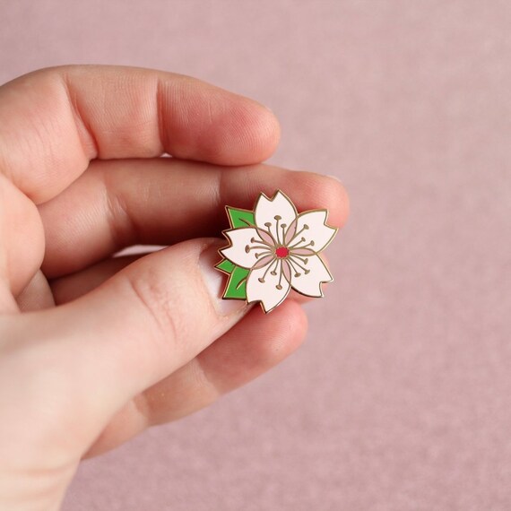 Kirschblüte Emaille Pin Rosa Blume Sakura Anstecknadel Harte Emaille Pin Cloisonné Pin Badge