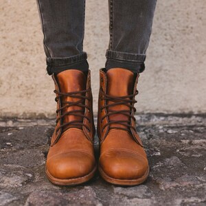 vintage womens lace up boots