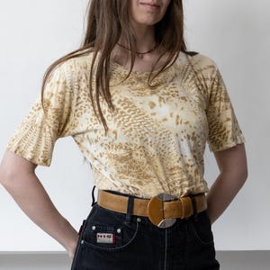 Y2K Snake Print Top Tan Python Stretch Tee Short Sleeve Animal Print Size M