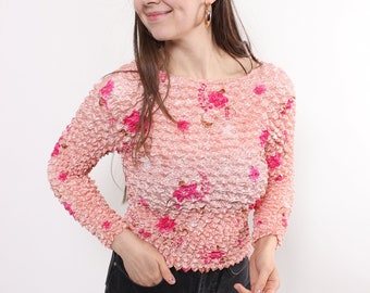 y2k pink color popcorn textured blouse, vintage 2000s floral print crop top, Size M