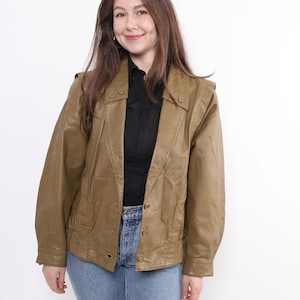 90s beige motorcycle jacket, vintage leather bomber jacket, Size M