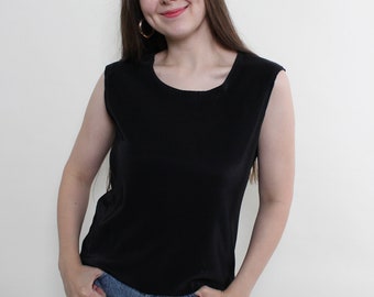 90s minimalist tank top, vintage textured black top, evening tank top, Size M