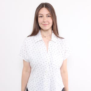 90s white floral blouse, vintage viscose short sleeve summer shirt, Size M