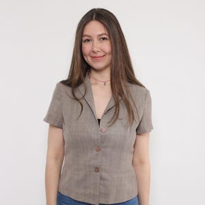 90s minimalist blouse in grey, vintage shoulder pads formal blouse, Size M
