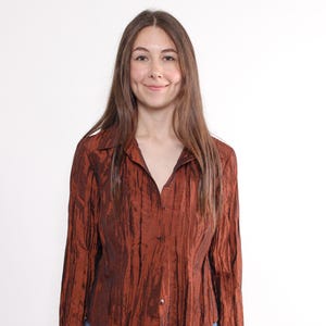 90s brown crinkle blouse, vintage polyester shirt with abstract texture, Size L