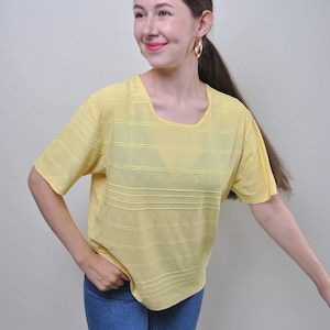 90s pullover sheer blouse in yellow, vintage abstract embroidered blouse, Size L