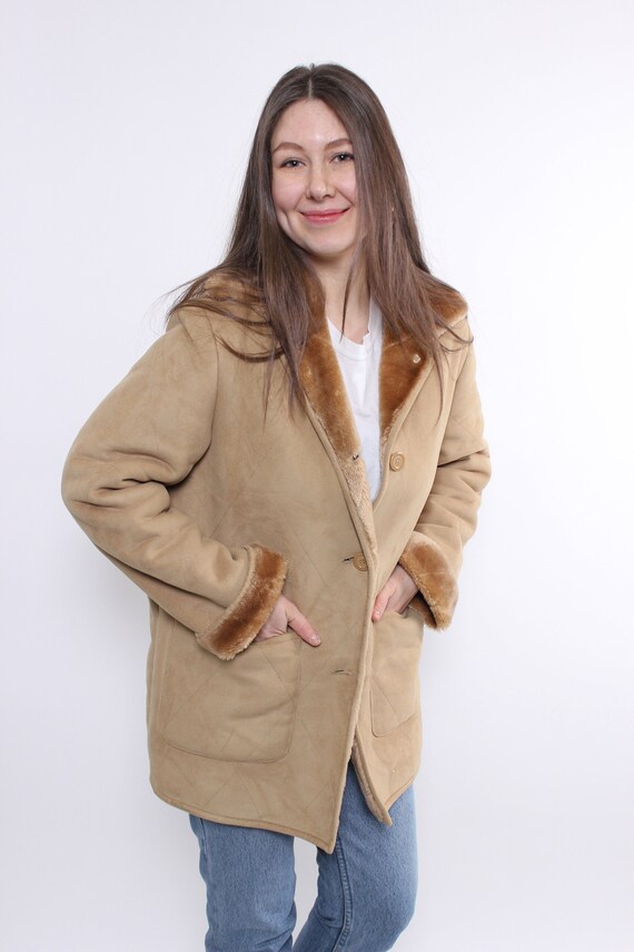 90s tan faux shearling coat fur shawl collar, quilted sherpa lined jacket, size Medium