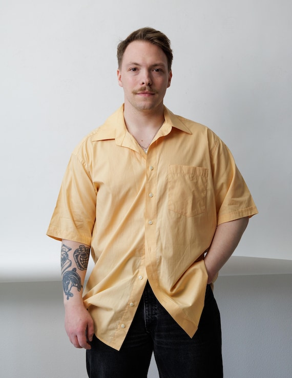 90s Yellow Short Sleeve Button Shirt Vintage Size XL