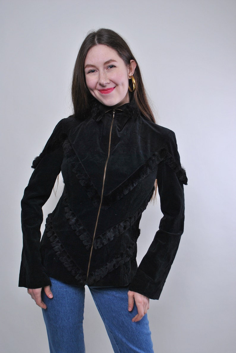 Vintage zipped up velvet black blouse Size M