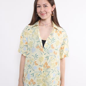 90s multicolour floral blouse, vintage colorful summer blouse with flowers print, Size M