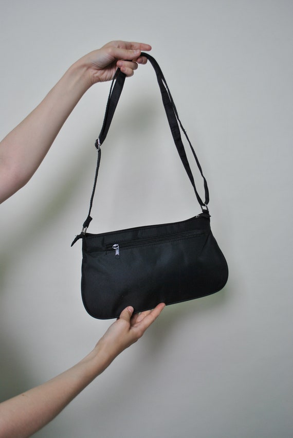 Black shoulder bag 90s new arrivals
