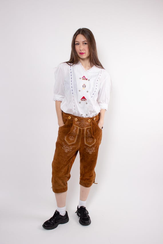 90s brown dirndl leather shorts, vintage embroidered Oktoberfest shorts, Size L
