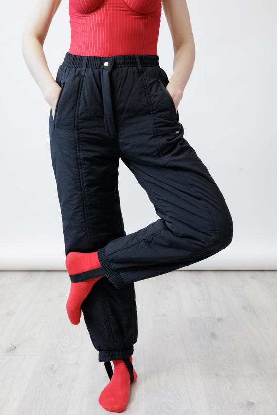 90s Black Quilted Vintage Ski Pants Stirrup High Waist Padded Snow Trousers Size M