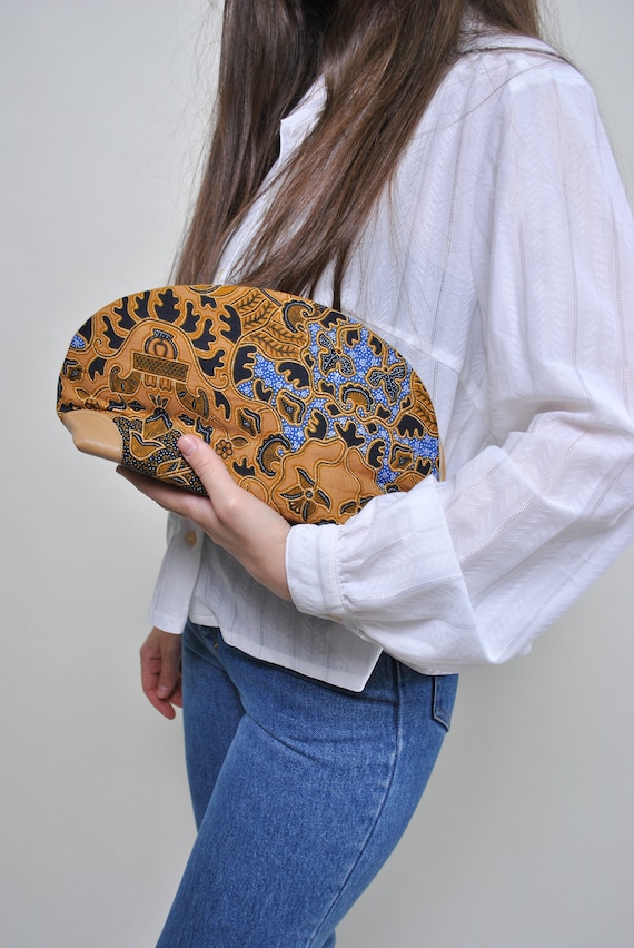 Batik Abstract Print Clutch Bag, 90s Half-Moon Zip Pouch Amber and Blue, Vintage Accessory