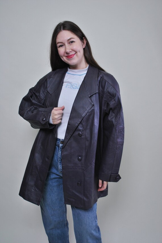 Vintage 90s Purple Leather Trench Coat: Women's Long Jacket (Size L)