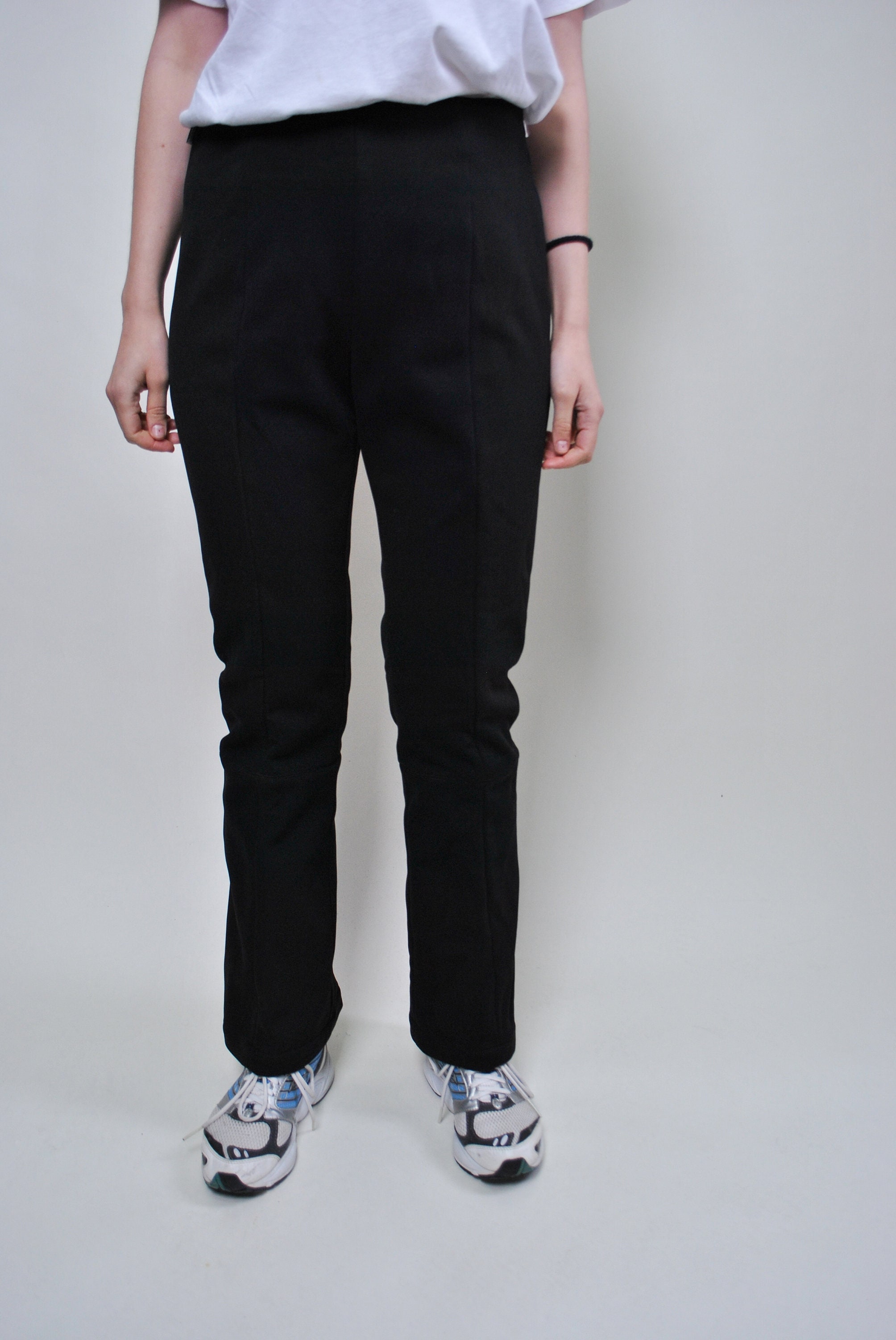 Vintage ski pants, 90s skinny snowboard pants in black color, Size