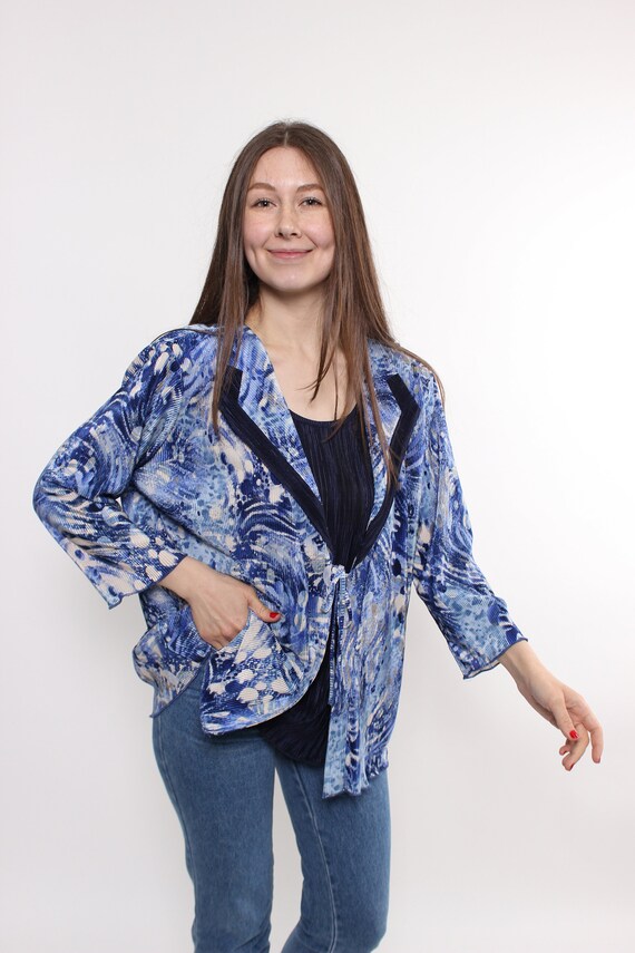 Vintage 80s Blue Abstract Print Blouse – Oversized Boxy Top, 3/4 Sleeve Shirt