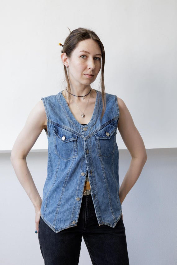 90s Denim Vest Sleeveless Button Up Fitted Waistcoat Medium Wash Jean Gilet Top M