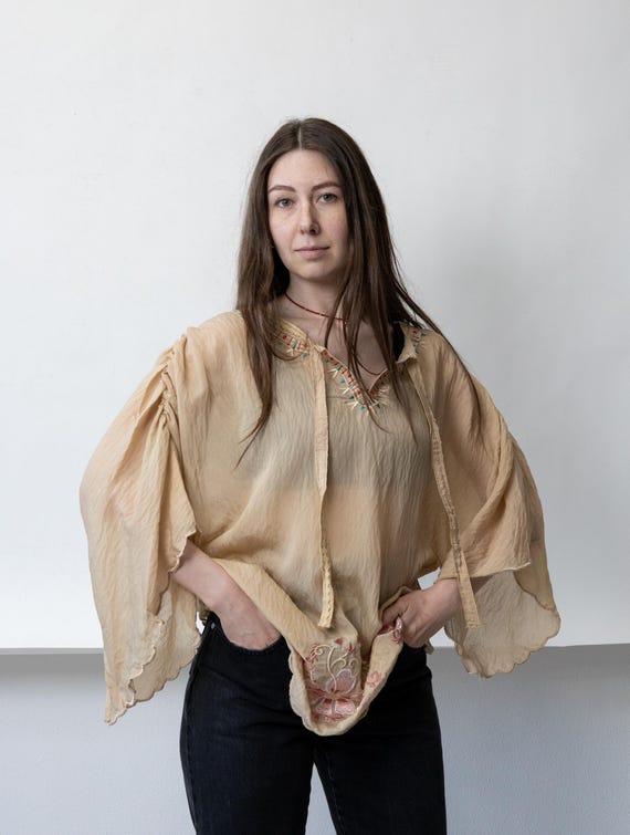 90s Beige Embroidered Boho Blouse Vintage Sheer Floral Bell Sleeve Scalloped Size M
