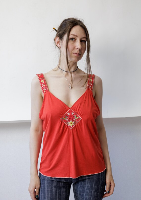 Y2K Red Floral Embroidered Cami Top Deep V Neck Boho Festival Strappy Tank M