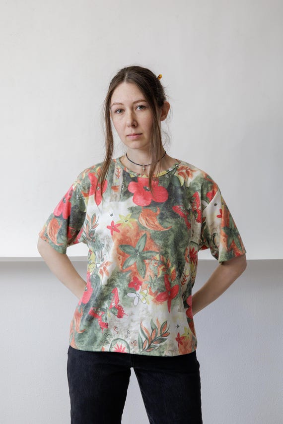 90s Watercolour Tropical Floral Tee Boxy Red Green Botanical Butterfly Print Art Top L