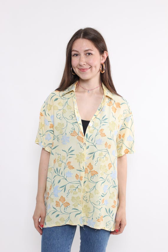 90s Yellow Floral Print Camp Collar Blouse Vintage Short Sleeve Viscose Shirt Medium