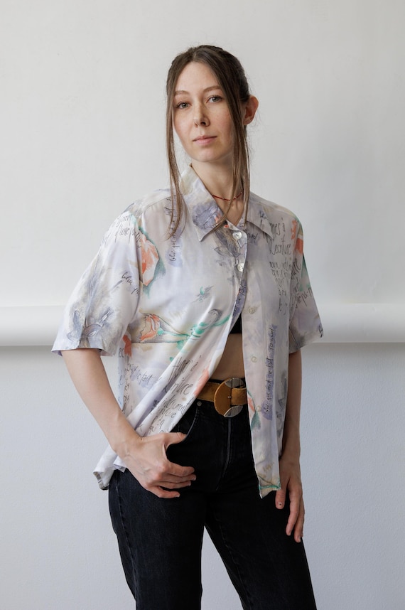 90s French Script Print Blouse Vintage Watercolor Calligraphy Poem Shirt Size M