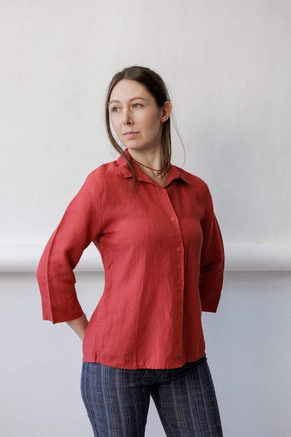 90s Brick Red Linen Blouse Vintage Fitted Curved Hem Shirt Size S