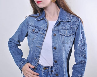 Vintage woman blue denim buttons jeans jacket, Size M